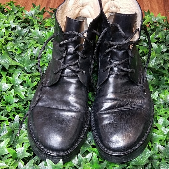 Mens black boots - Picture 3 of 5